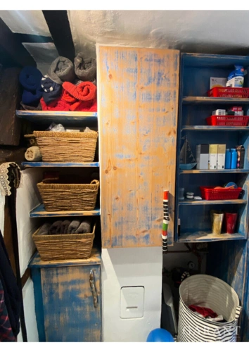 Badezimmer Schrank