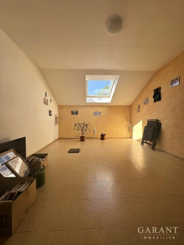 Zimmer 1 OG.