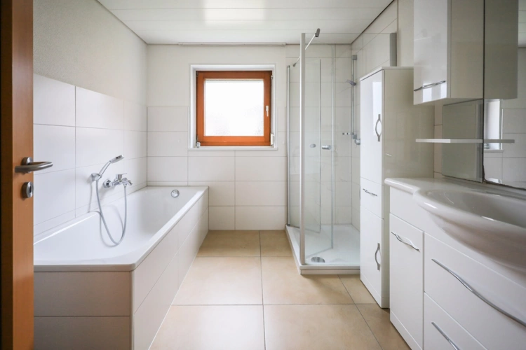 Badezimmer 1 OG