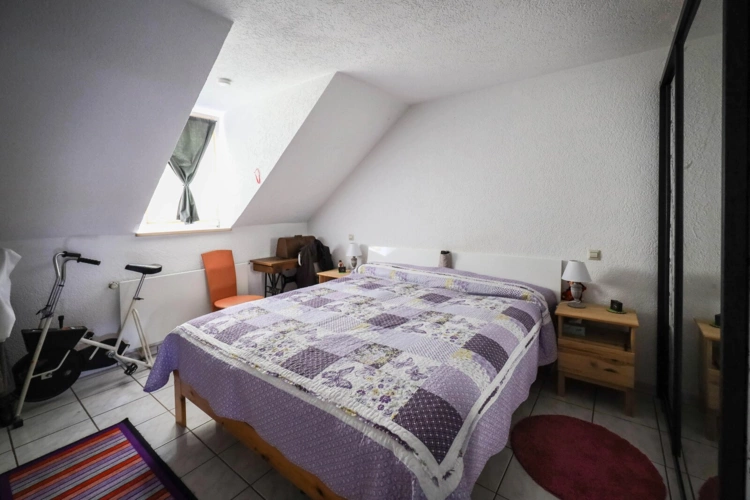 Wohnung im DG, Schlafzimmer 1