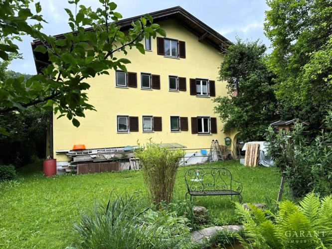 Hausrückseite