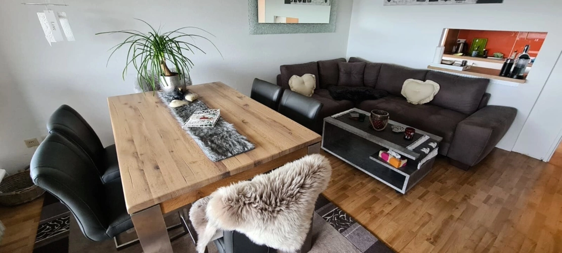 Wohn-/Esszimmer