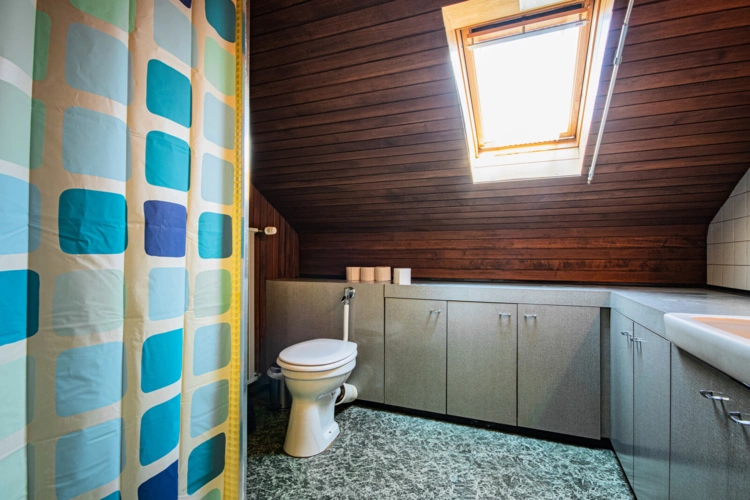 Badezimmer DG