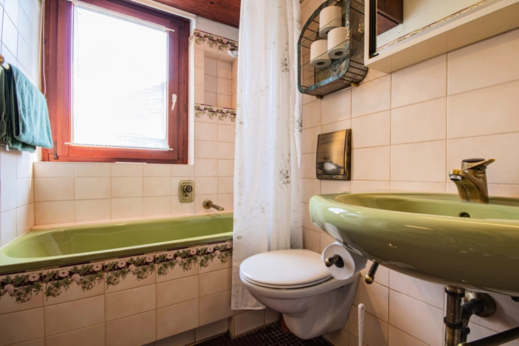 Badezimmer EG