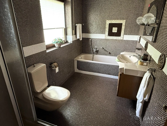 Badezimmer EG