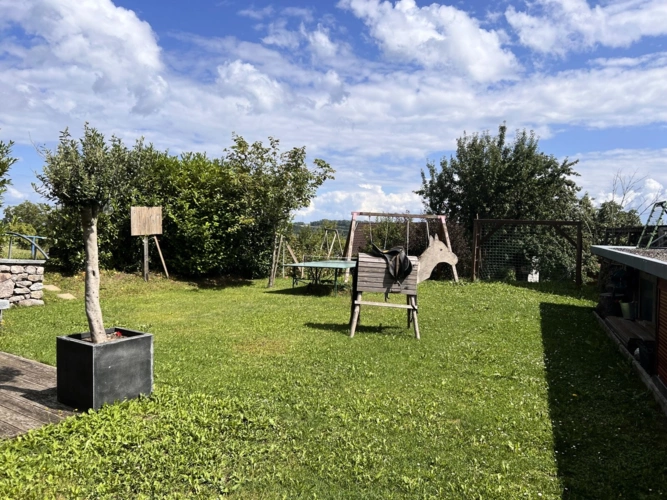 Freizeitgrundstück zur alleinigen Nutzung-Spielplatz