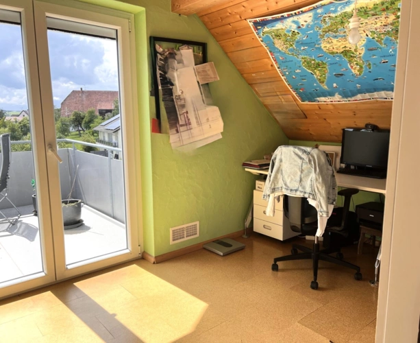Schlafzimmer 1 mit Zugang zum Westbalkon