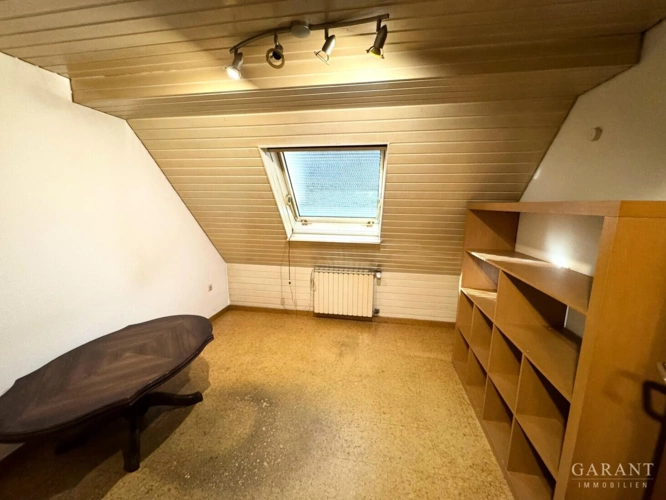 Raum für Mitarbeiter/Fremdenzimmer