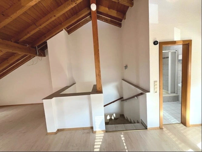 Blick Zugang Dachgeschoß, Badezimmer