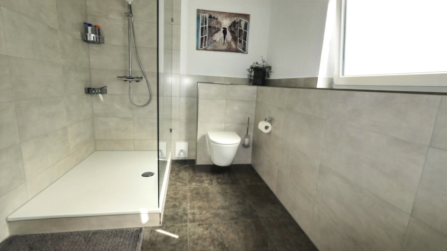 Stilvolles Tagelichtbad