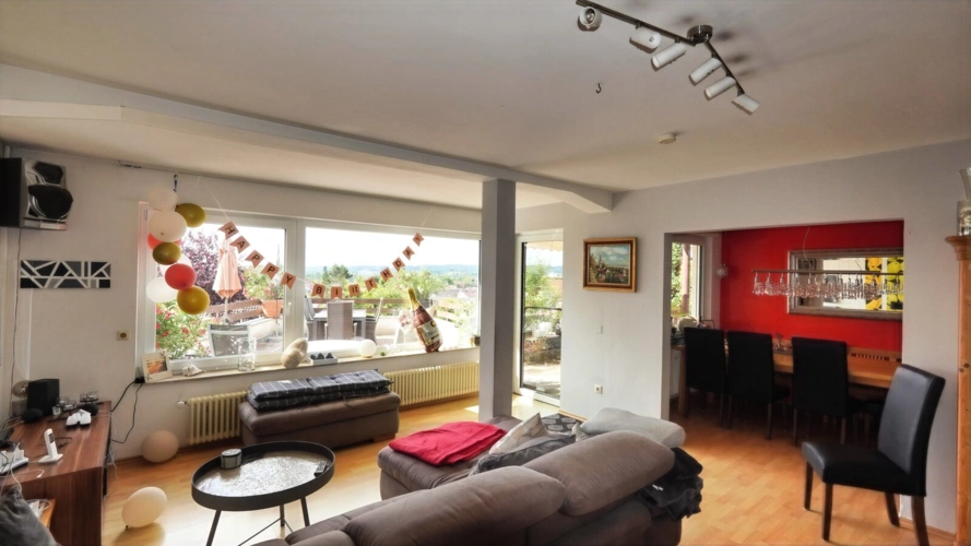 Wohn-Essbereich Gartengeschosswohnung