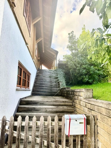 Haus Haupteingang rechts