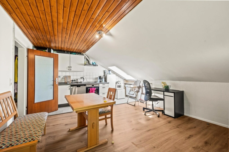 DG 1 - Wohnen-Essen-Küche