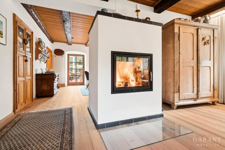 Esszimmer und Küche