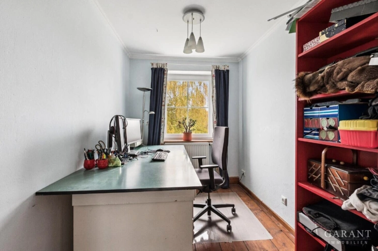 Flurbereich im O.G. Zugang zum D.G: