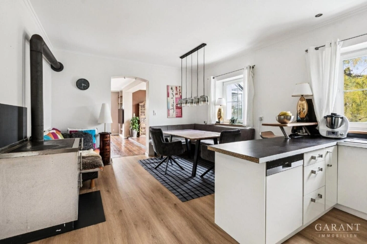Essbereich mit Küche