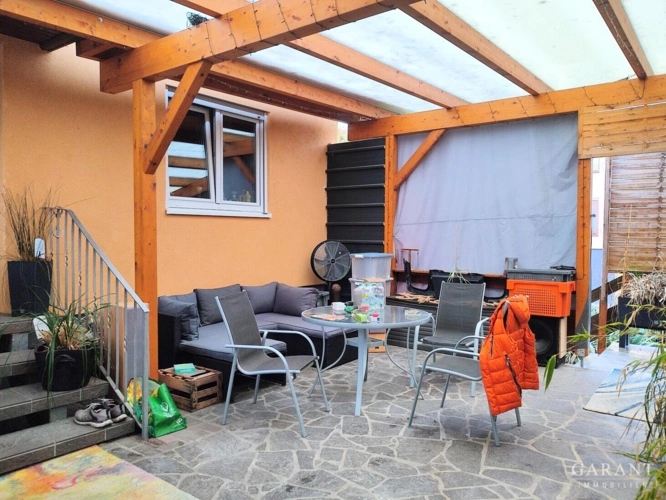 Terrasse Haupteingang