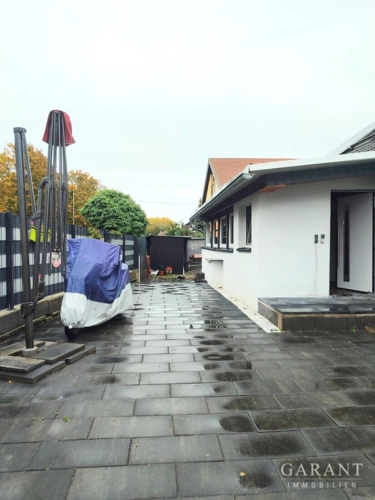 Aussenbereich Terrasse beim Wintergarten