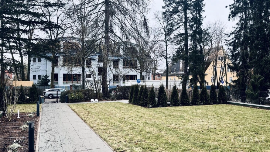 Hausansicht von der Straße