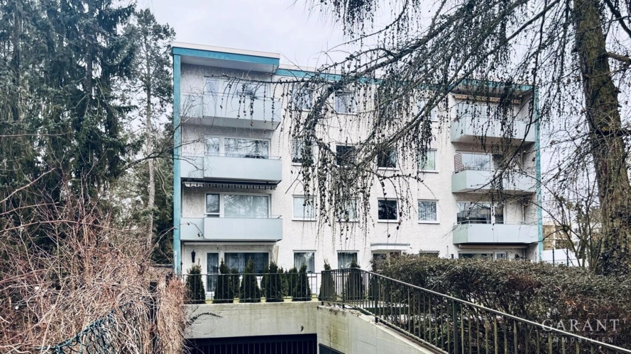 Ansicht Wohnung links Balkon 2. Stock