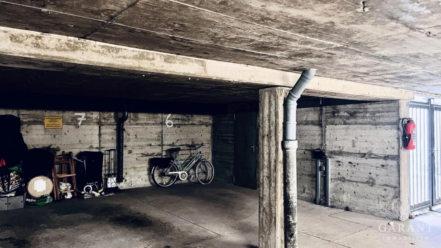 Tiefgaragenstellplatz