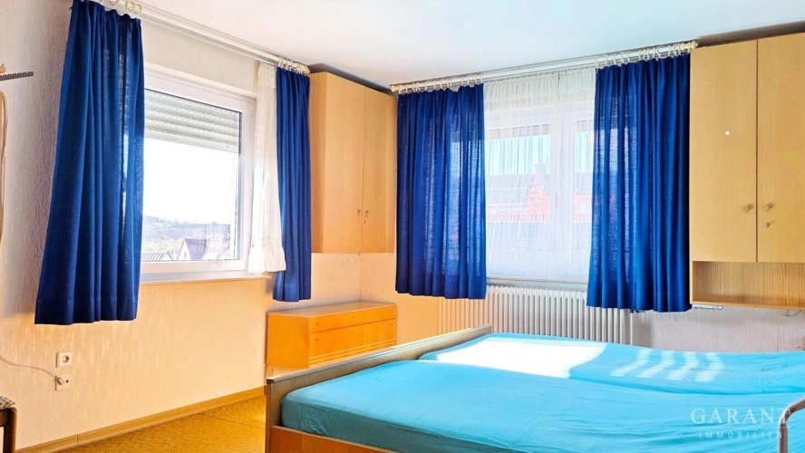 1.OG Schlafzimmer