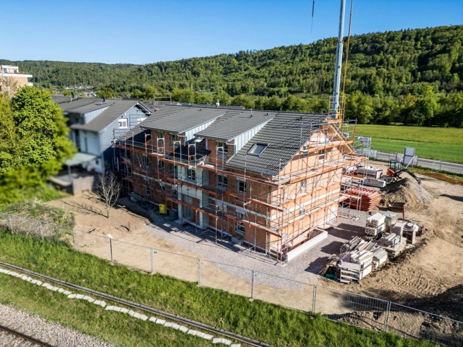 Außenansicht Stand April 2026