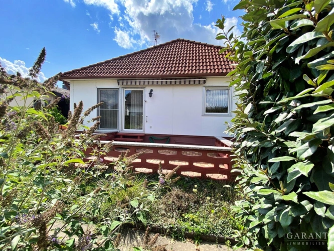 Hinten, Ansicht auf Terrasse