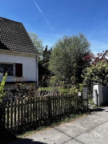 Straßenansicht