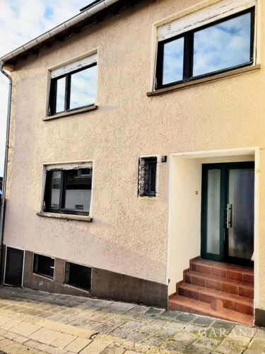 Straßenansicht