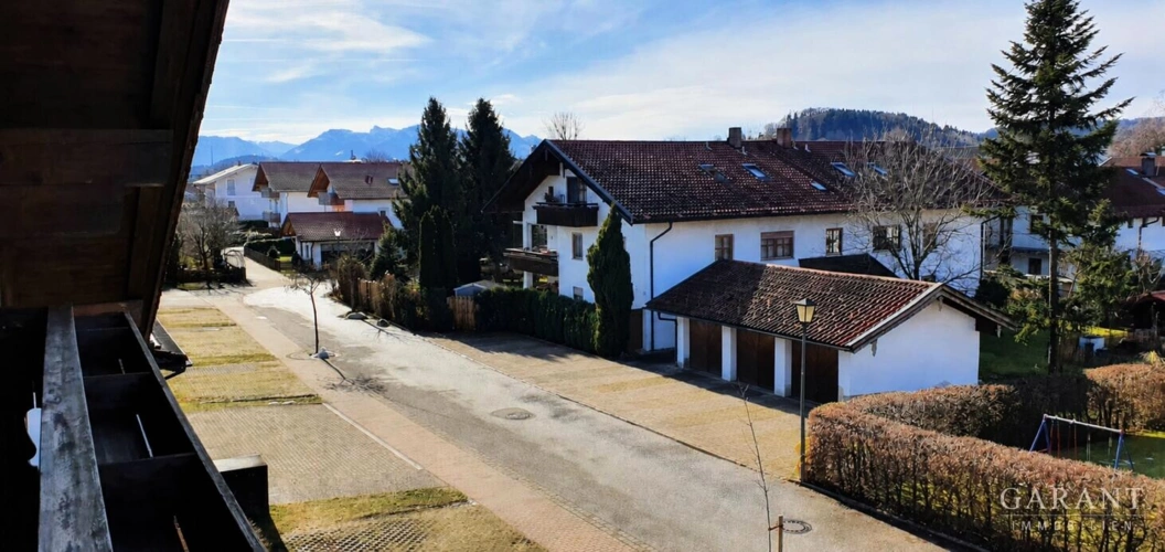 Balkon mit Bergblick