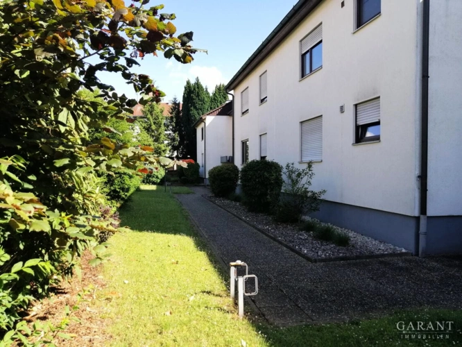 Fußweg Wohnanlage