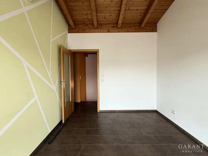 Kinder-/Gästezimmer
