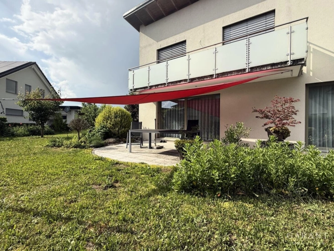 Balkon und Terrasse