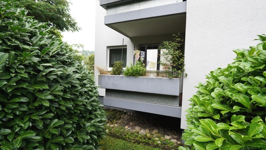 Blick auf den Hochparterre-Balkon