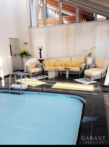 Indoor-Pool