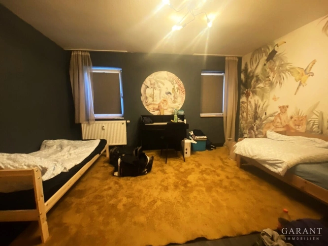 Blick z.B. in ein EG- Zimmer