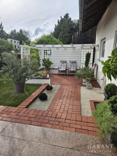 Vorgarten_Terrasse