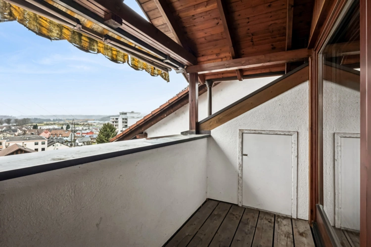 Balkon mit Abstellnische