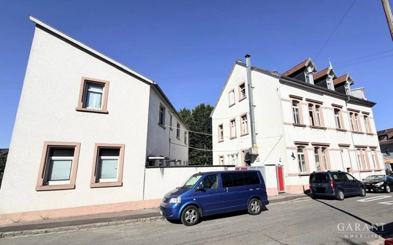 seitliche Ansicht beide Häuser