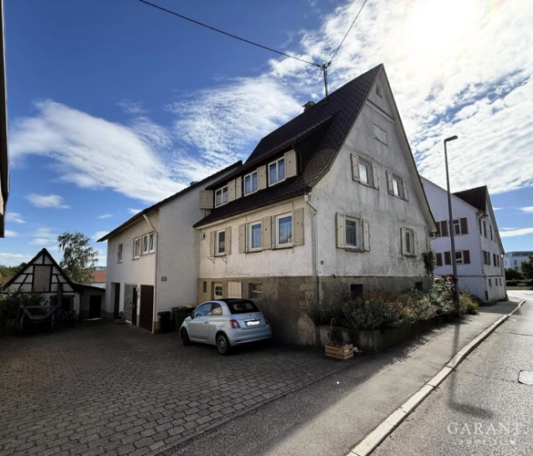 Vorderseite Straße