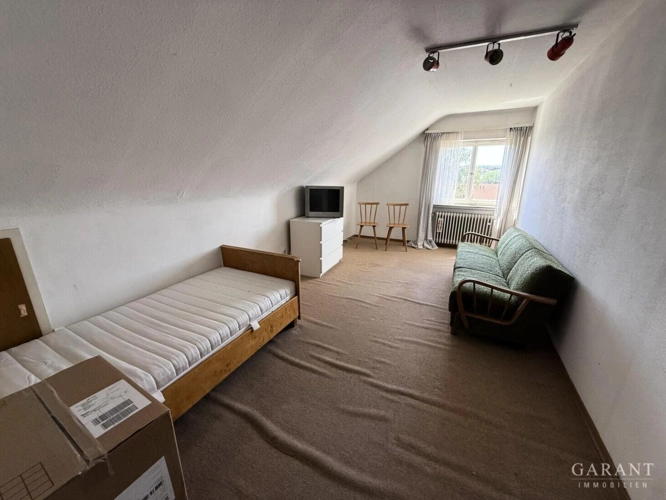 Hinteres Haus DG Zim,